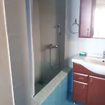 Vrachati Sea Front House بيت للعطل *