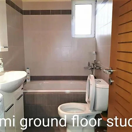 Casa vacanze Vrachati Sea Front House