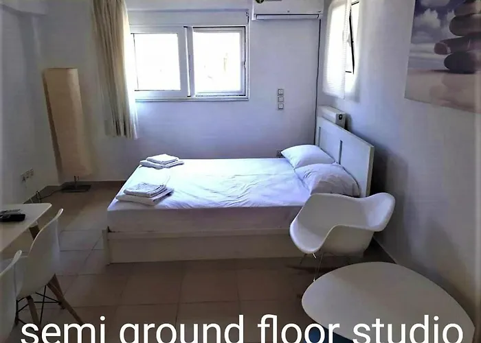 度假居 Vrachati Sea Front House