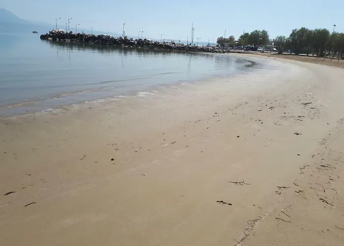 Σπίτι διακοπών Vrachati Sea Front House