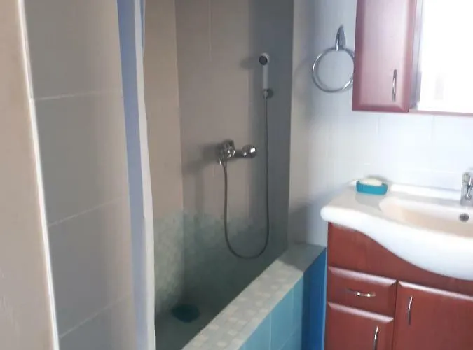 Vrachati Sea Front House Feriehus *